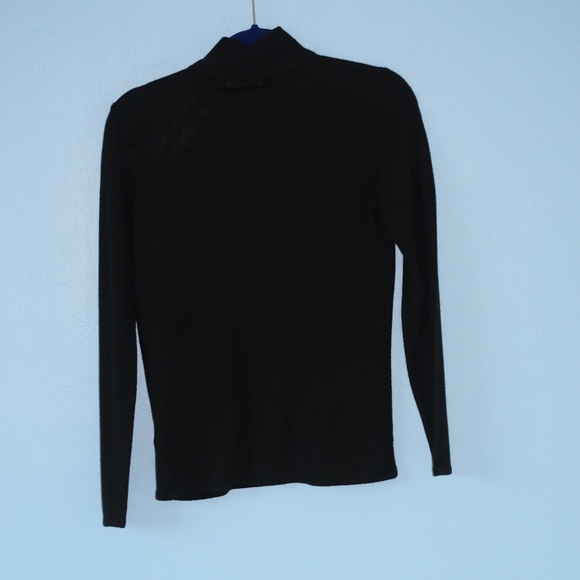 Top - Picture 2 of 5